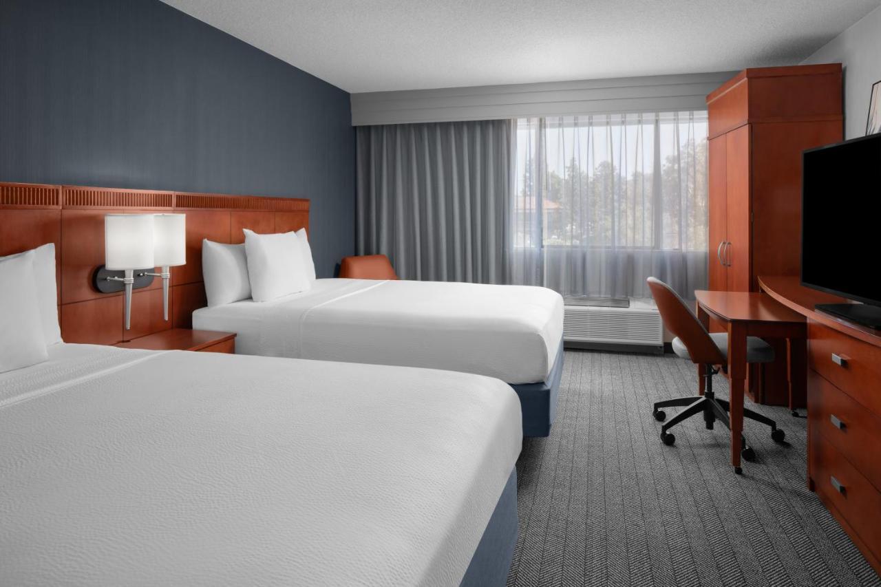 Courtyard By Marriott San Diego Rancho Bernardo Екстер'єр фото